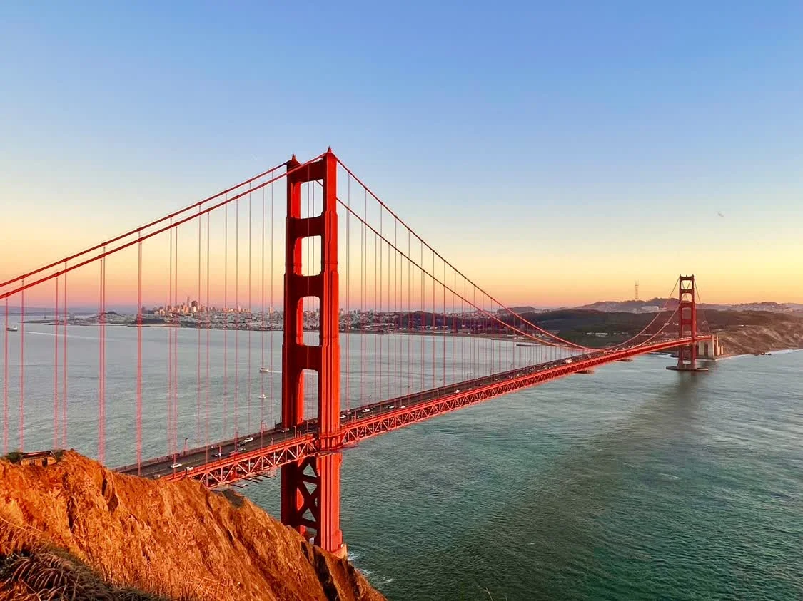 金门大桥是旧金山地标。