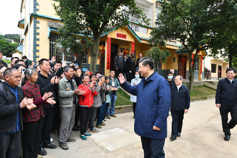 2021年4月25日，習近平總書記在廣西桂林市全州縣才灣鎮(zhèn)毛竹山村考察時，同鄉(xiāng)親們親切交流。新華社記者 謝環(huán)馳 攝.jpg?x-oss-process=style/w10