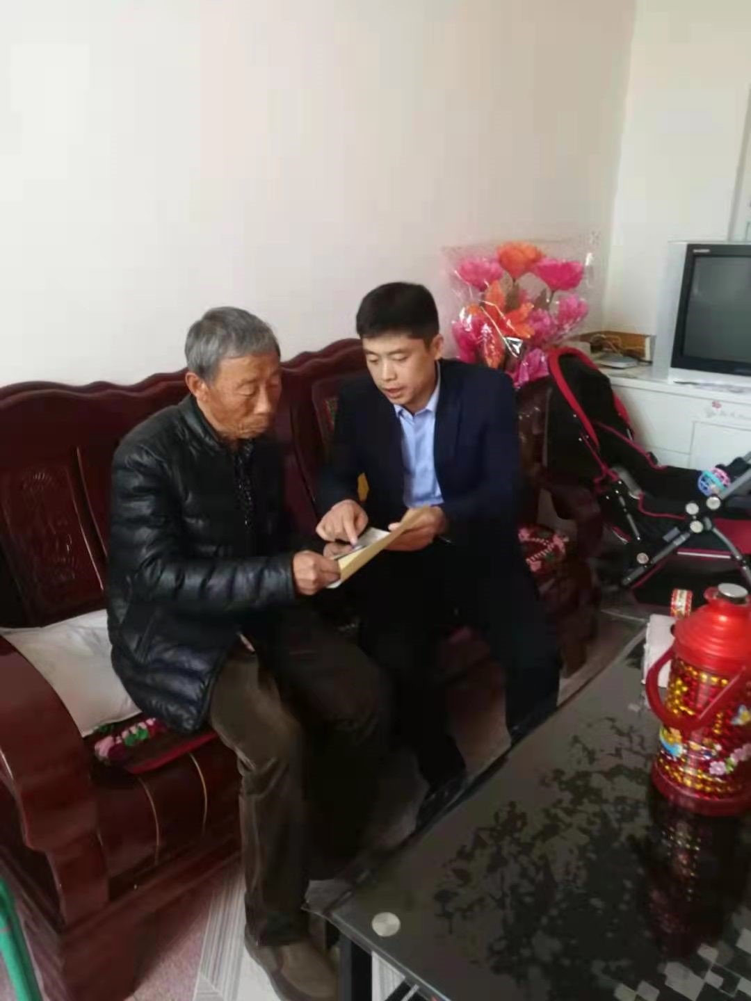 1742895092412158.jpg 李軍鋼 事跡照11.jpg