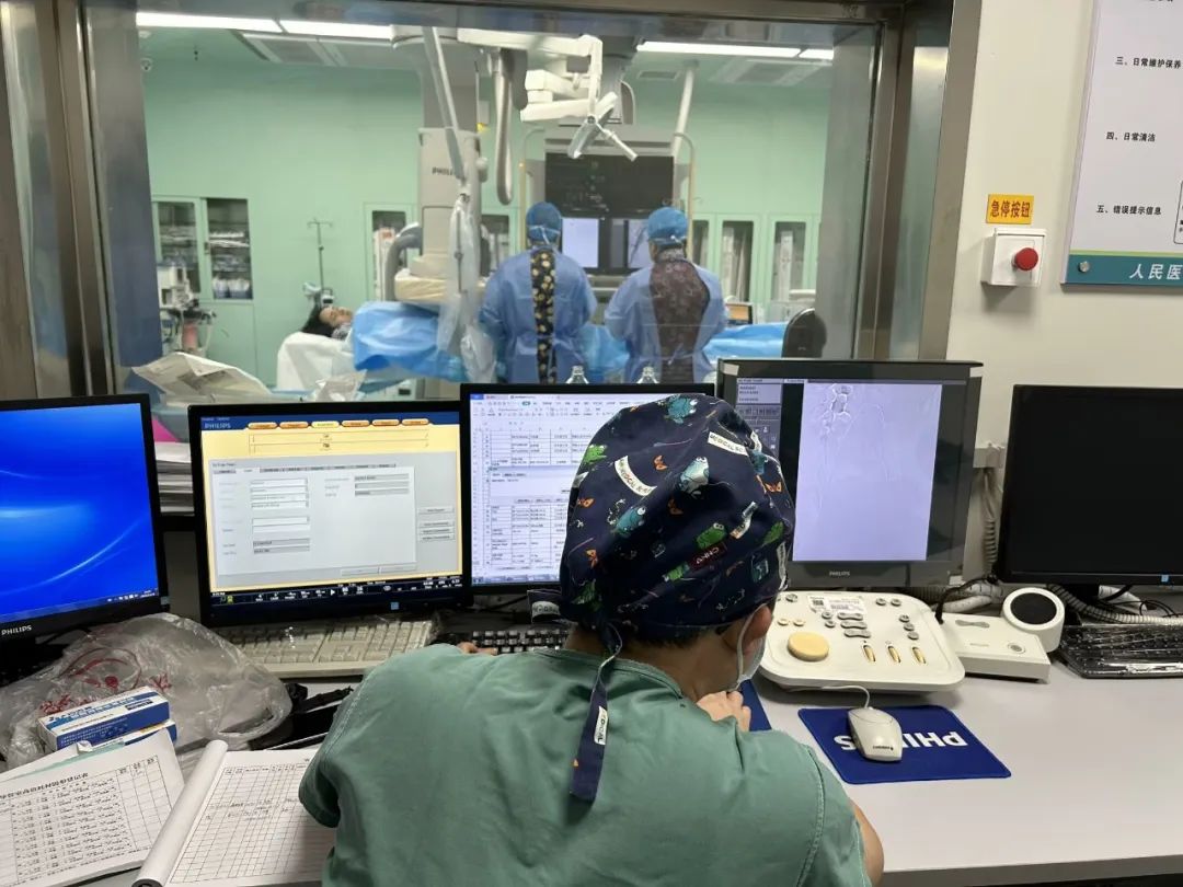 1745315022399053.jpg 87118b2dac93c32f62b594807f92e802.jpg