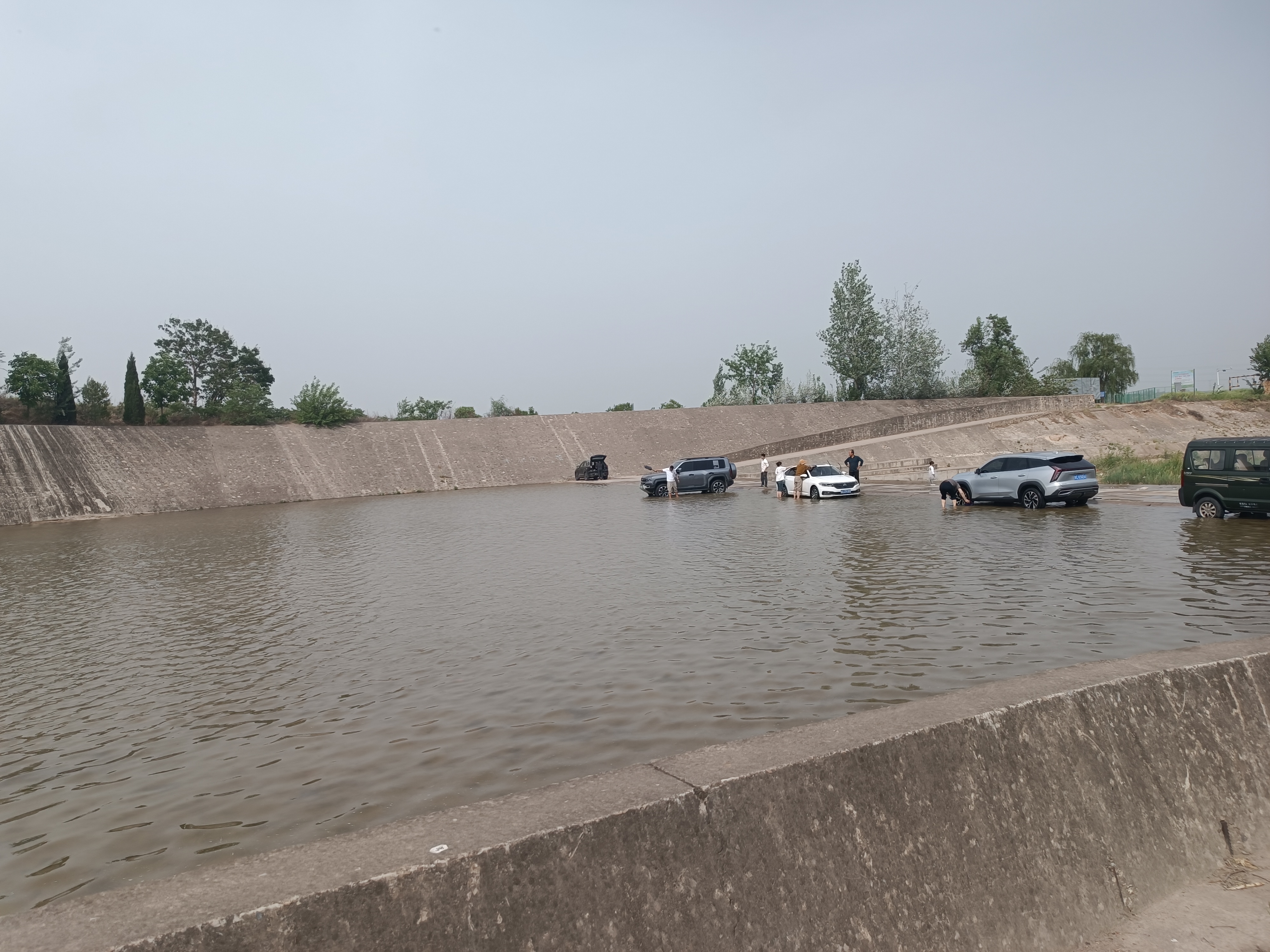 1747706621247242.jpg 1747706621247242.jpg