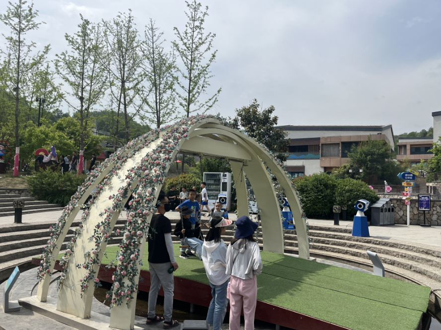 1747797215891933.png image.png