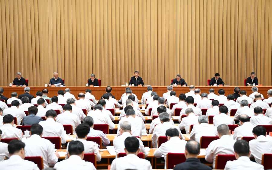 7月14日至15日，中央城市工作會(huì)議在北京舉行。中共中央總書(shū)記、國(guó)家主席、中央軍委主席習(xí)近平出席會(huì)議并發(fā)表重要講話。中共中央政治局常委李強(qiáng)、趙樂(lè)際、王滬寧、蔡奇、丁薛祥、李希出席會(huì)議。