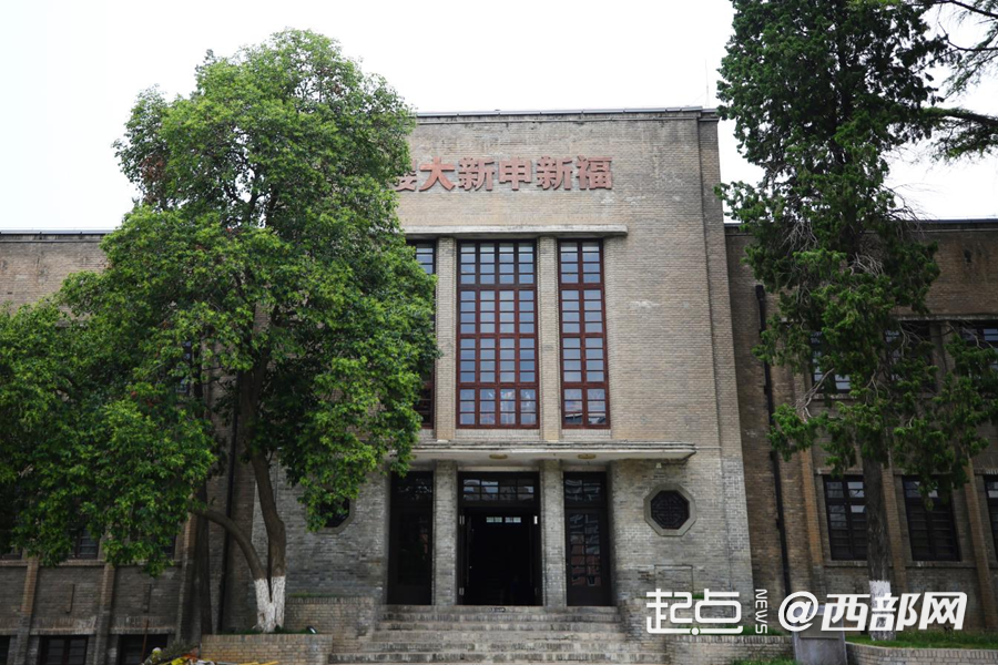 正在上傳... ab2ceccc8a2c4b559d72ac3e7c38b847.png