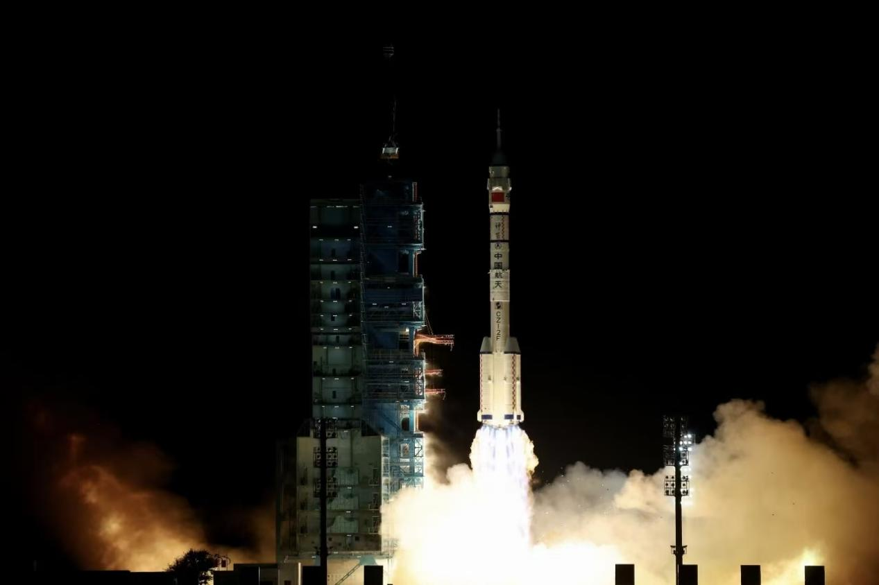 正在上傳... 2e89b27931ef2d227f19ae5176c7a81b.png