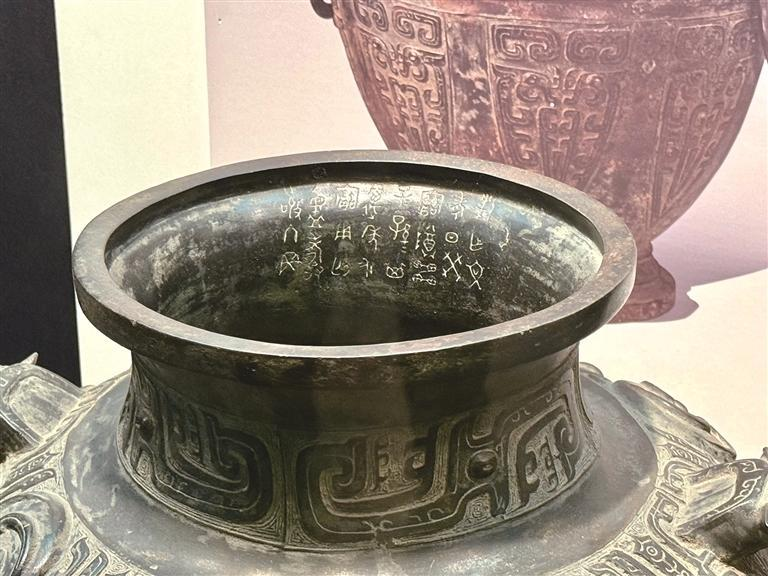 1763599501360835.png 333.png